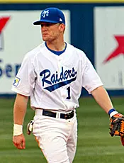 Roberts works complete game in 9-1 win