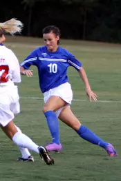 Early deficit too much for Blue Raiders