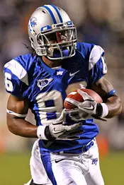 Late score caps Blue Raider thrilling comeback for Homecoming win