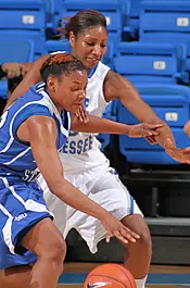 Balanced scoring puts away old rival