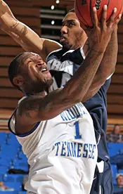 Dendy, Sulton post double-doubles in Blue Raiders' rout of Akron