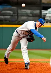 Ninth inning rally falls short as Blue Raiders fall 3-2