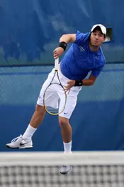 Davis wins eighth in a row, No. 56 Blue Raiders fall to No. 72 USF
