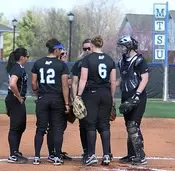 Softball hosts Western Kentucky in crucial Senior Day doubleheader