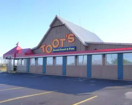 Toot's promotion gives free wings at 90 points