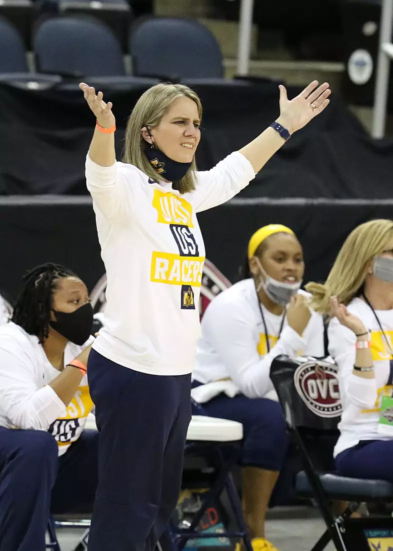 Coach Rechelle Turner