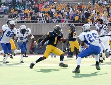 Turnovers hamper Racers' effort as EIU gets past MSU 35-28 Image