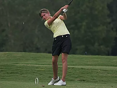 Racer Golf Plays Windy Rainy Round at Wildcat Fall Invite Image