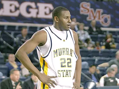 Murray State Battles Illinois-Chicago Image