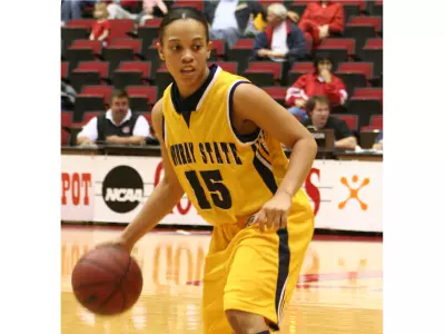 Lady Racers Travel To Southern Illinois Image