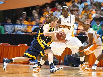Murray State falls 89-64 At Tennessee Image