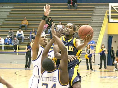 MSU Scores First Road Win 70-67 Over Morehead State Image