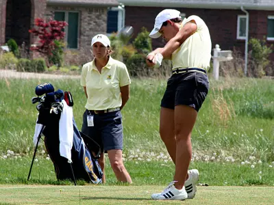 Lady Racers In Third After Day One Of OVC Golf Championship Image