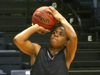 Women's Basketball Excited For New Season Image