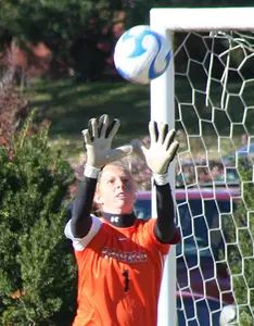 Isbell First Pepsi Athlete of the Week in 2010-11 Image
