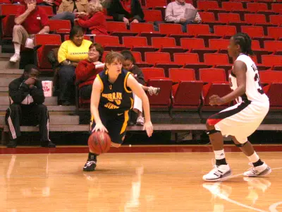 Women's Hoops Seeks To Extend Win Streak Image