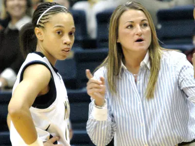 This Week With Women's Basketball (Dec. 3) Image