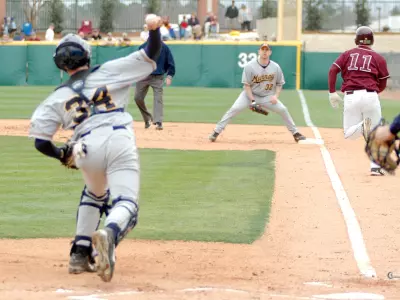 Mississippi State Powers Its Way Past The 'Breds Image