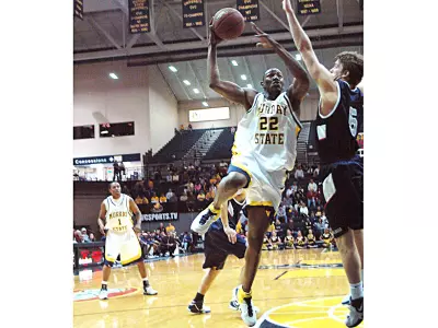 Racers Drop Out Of OVC Tourney With Loss To Samford Image