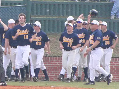 'Breds Close Regular Season With Jacksonville State Image