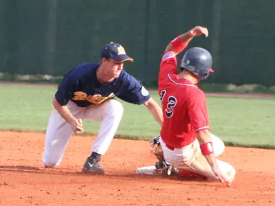 'Breds Shut Out At No. 18 Mississippi Image