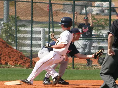 'Breds Split Twinbill With SEMO Image