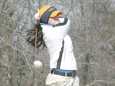 McKinney Leads Lady Racers at EKU Golf Event Image