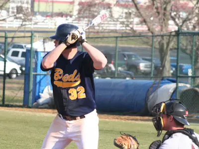 'Breds Split Double-Header At Morehead State Image