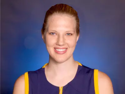 Women's Basketball Adds Former ODU Player Angela Brown Image