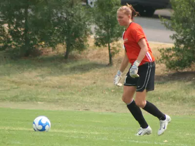 Tara Isbell Named OVC Goalkeeper Of The Week Image