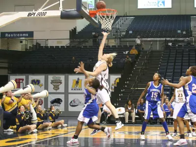 Women's Basketball Has Weekly Press Conference Image