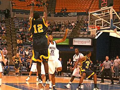MSU Wins Road Test At Indiana State 67-61 Image