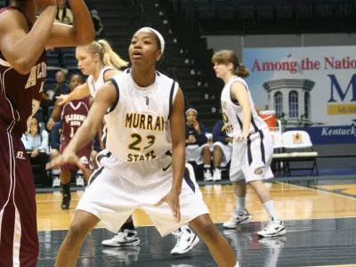 Racers Drop Nail-Biter to Miami in Last Non-Conference Game of 2008-09 Campaign Image