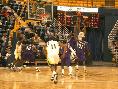 MSU's Second Half Lead Goes Away In 80-71 Loss To Niagara Image