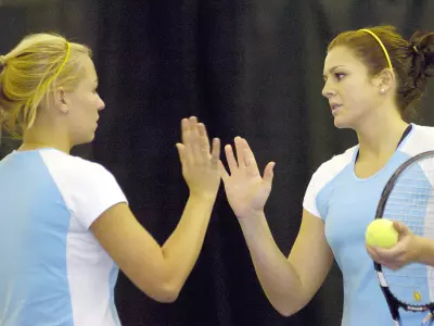 McGahee Helps Lead Women's Tennis to 5-2 Victory Over Evansville Image