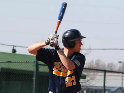 'Breds Fall At Lipscomb 4-3 Image
