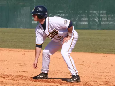 'Breds Swept By Samford In Rainy Double-Header Image