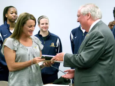 Women's Basketball Team Honored By Murray Mayor Image