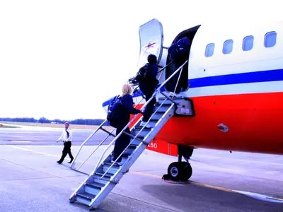 NCAA Friday: Racers Arrive In Baltimore Image