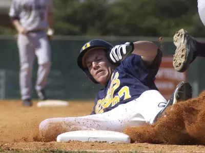 Salukis Deliver Final Blow in Midweek Slugfest Image