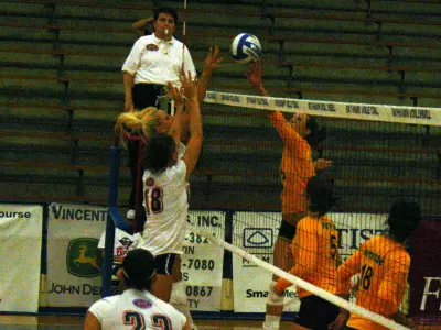 Racers fall in Ohio Valley Conference opener to UT Martin Image