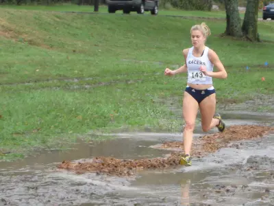 Women's Cross Country Finishes Season With Second Place Finish at OVC Championships Image