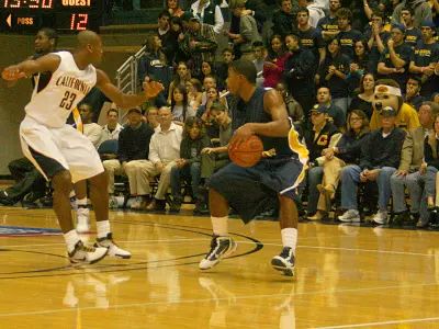 Late Push By MSU Ends With 75-70 Loss At California Image