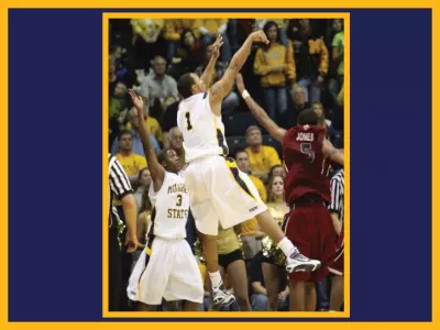 Jenkins Hits Winner For MSU 62-60 Over EKU Image