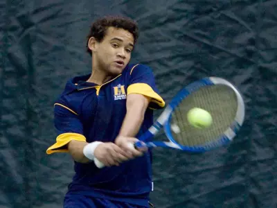 Men's Tennis Defeats Western Kentucky Image