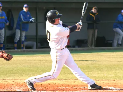 Offense Leads 'Breds to Victory Over Belmont Image