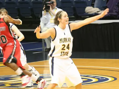 Racers Start Out on Winning Track with 72-61 Victory at Alabama A&M Image