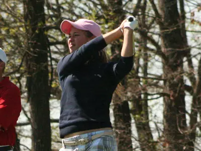 Racers Surge To The Lead At OVC Women's Golf Championship Image
