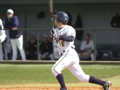 'Breds Head to Morehead State For Key OVC Series Image