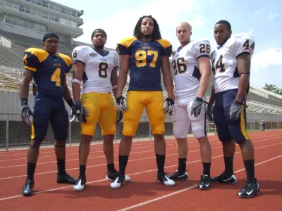 Racers Unveil 2009 Uniform Combinations Image